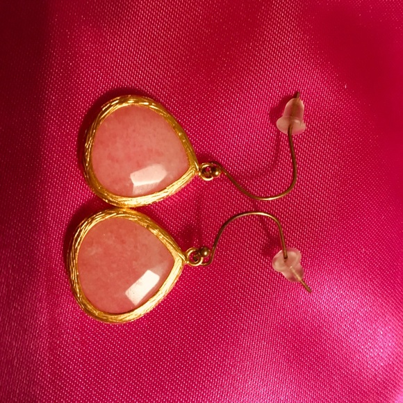 Pink earrings - Picture 2 of 2